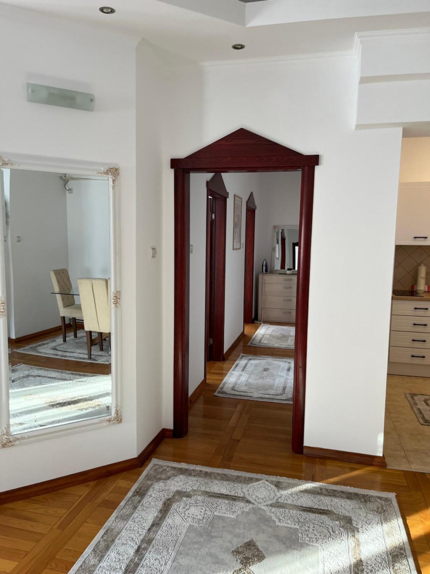 Airport Sky Apartments Lux II Белград Экстерьер фото
