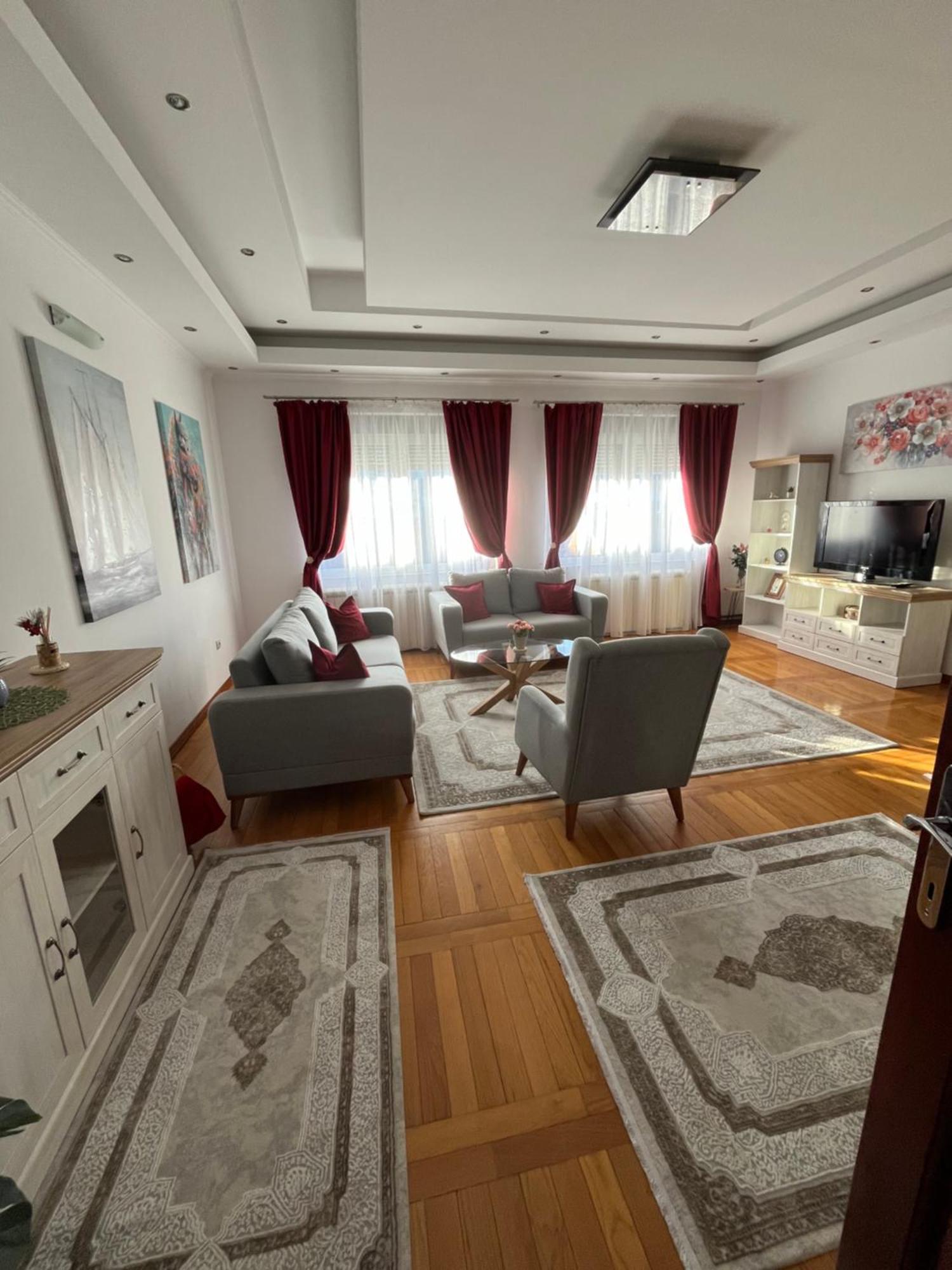 Airport Sky Apartments Lux II Белград Экстерьер фото
